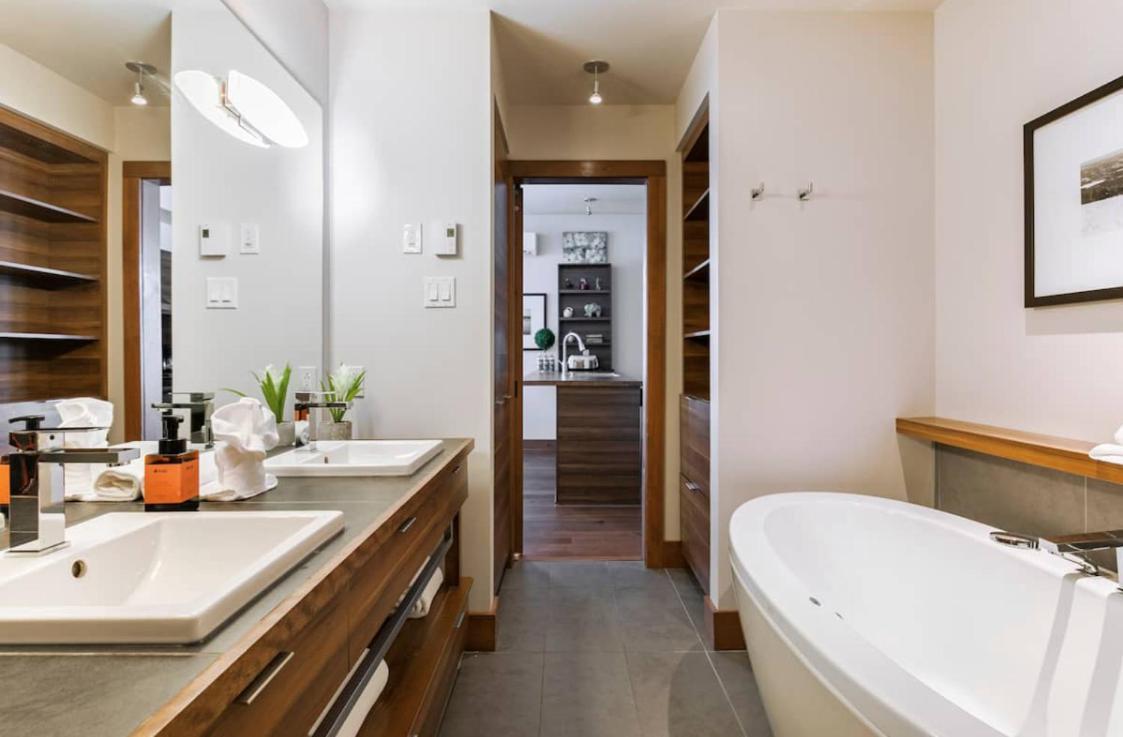 Suites Sur Lac Superieur-Mont-Tremblant エクステリア 写真